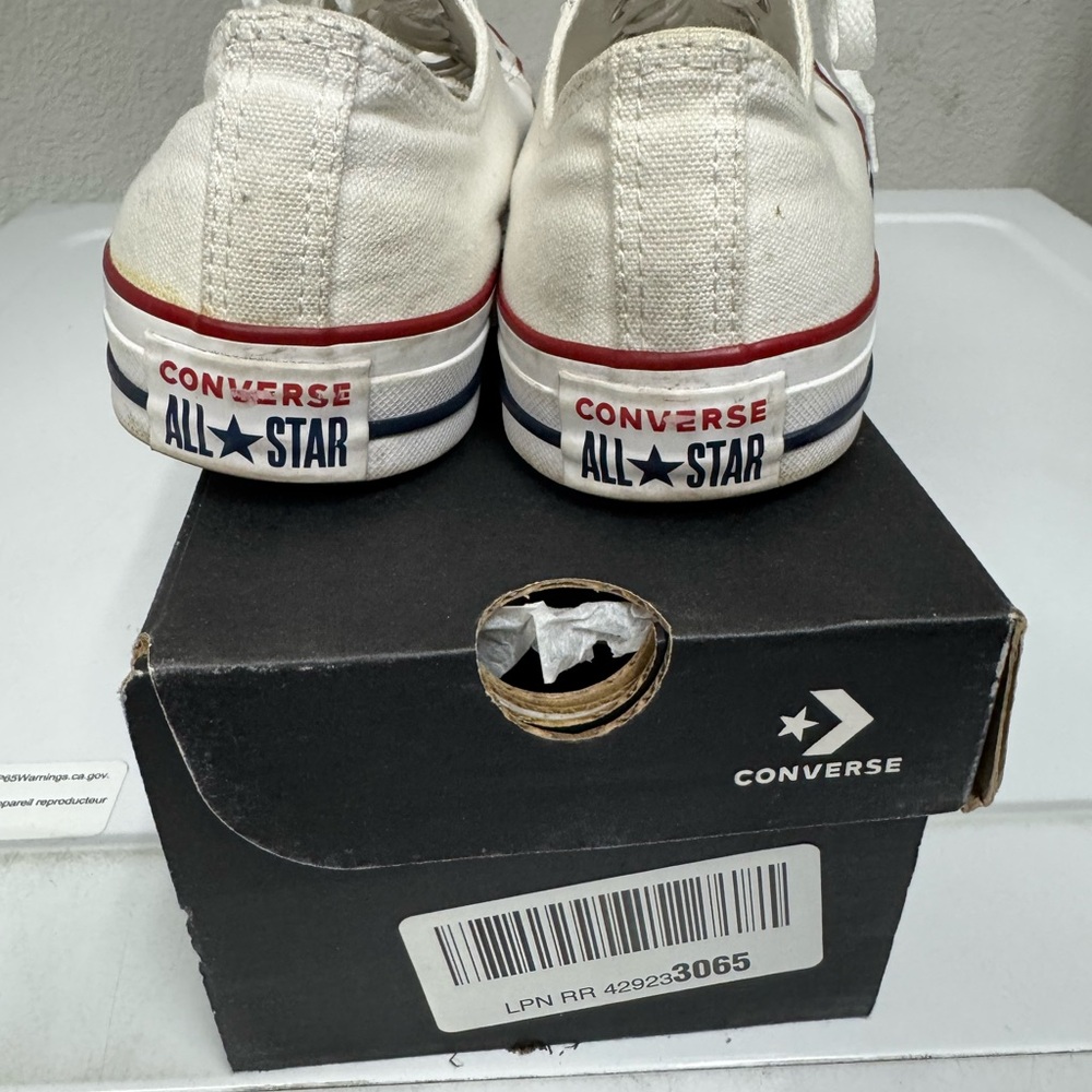 Converse White Chuck Taylor All Star Low Top - Unisex (Mens 8.5/Womens 10.5) - Picture 5 of 8